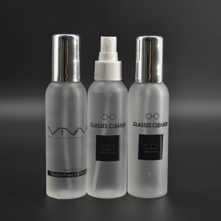 Custom Lens Cleaning Spray - 60ml Color Bottle | Image 3 | WIKA Packing