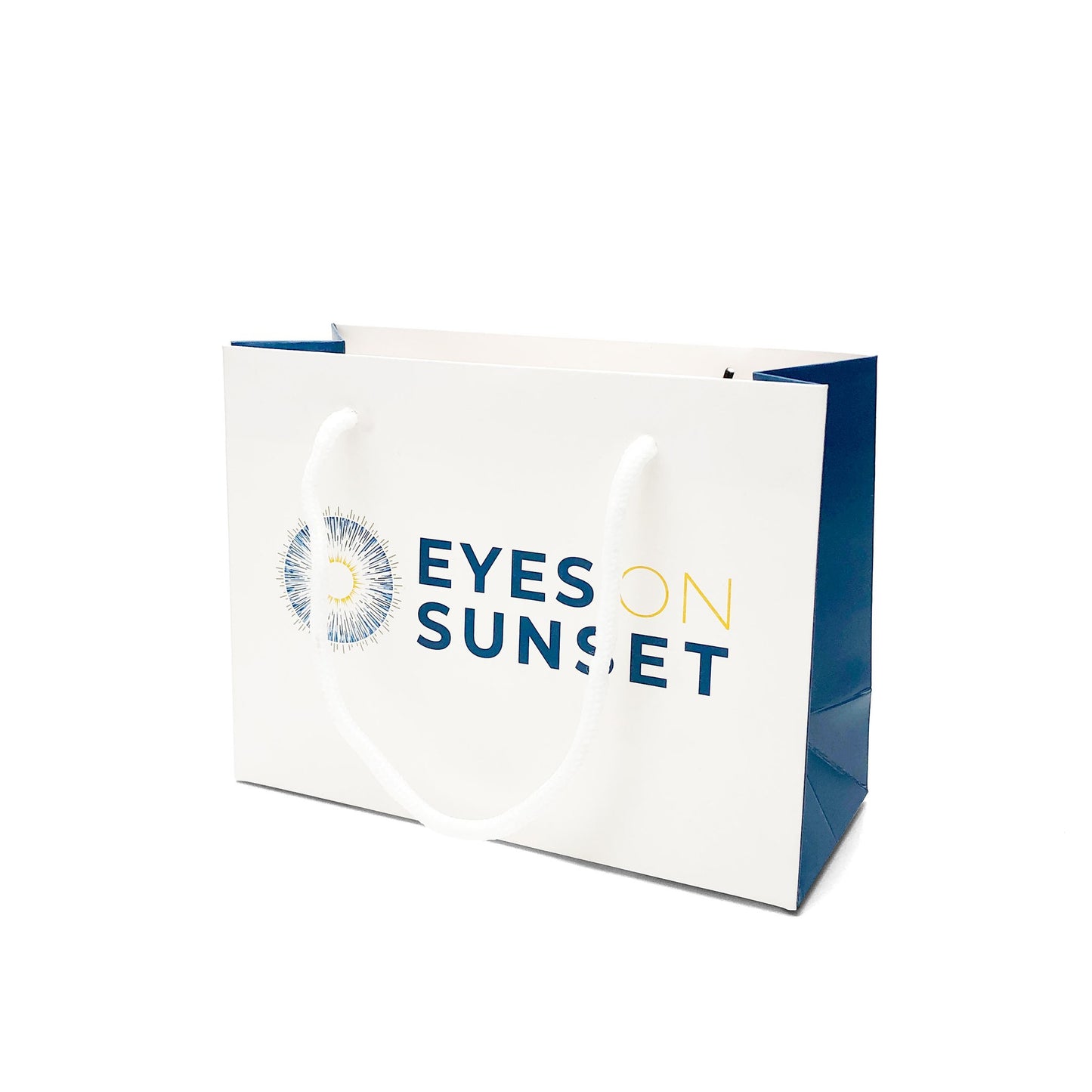 Custom Branded Eyewear Shopping Bag | Image 4 | WIKA Packing