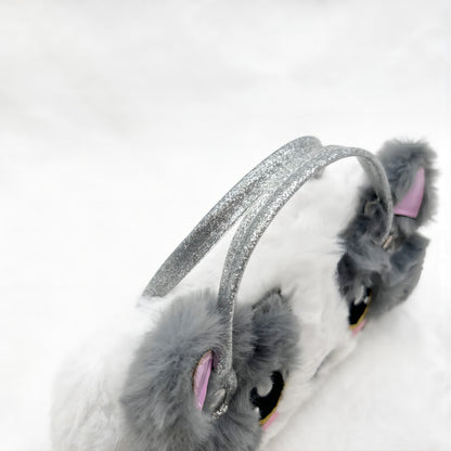 Gray and White Cat Kids Sunglasses Case — construction detail